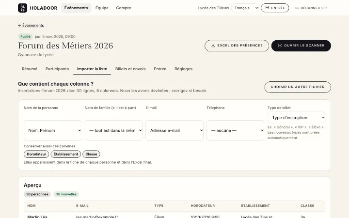 Holadoor reconnaît les colonnes du fichier importé : nom, e-mail et type de billet